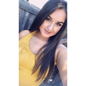 Meet your Posher, Mercedes